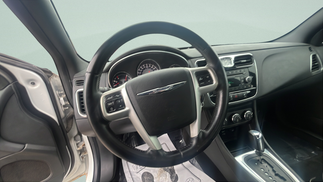 2014 Chrysler 200 Limited