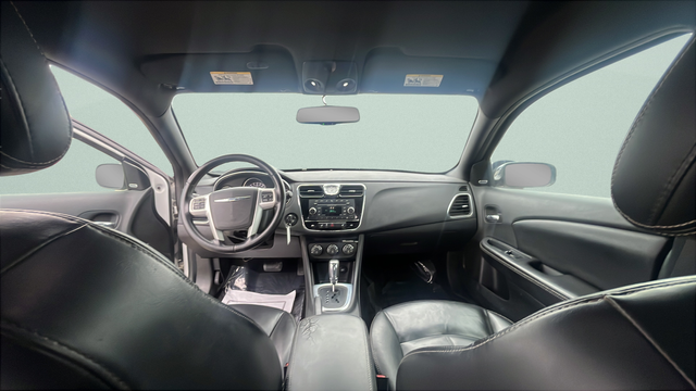 2014 Chrysler 200 Limited