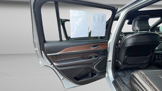 2023 Jeep Grand Cherokee L Summit