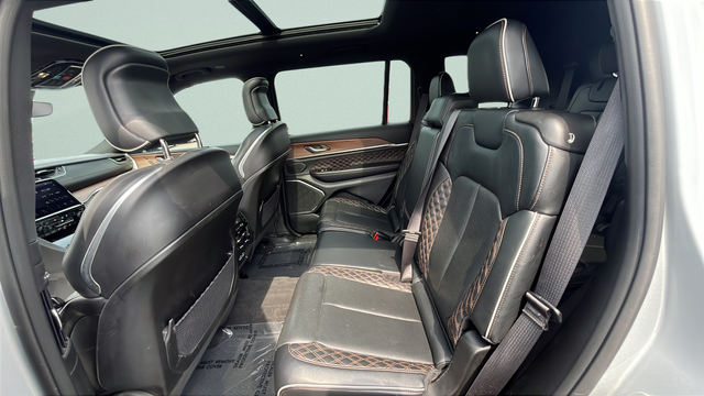 2023 Jeep Grand Cherokee L Summit