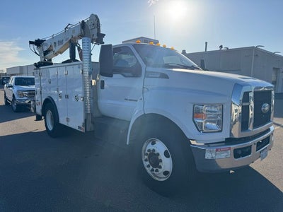 2017 Ford F-750SD Base