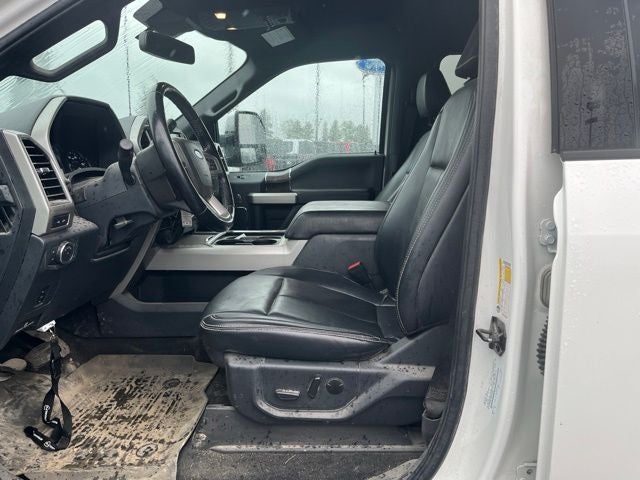 2022 Ford F-350SD Lariat