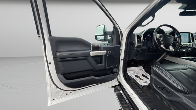 2022 Ford F-350SD Lariat