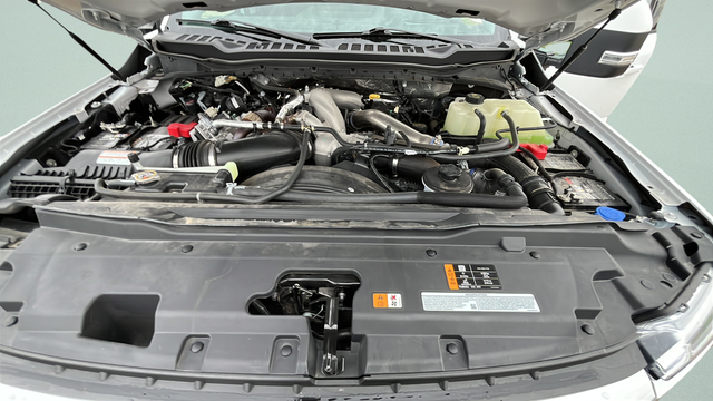 2023 Ford F-450SD Lariat DRW