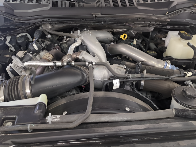 2022 Ford F-450SD Lariat DRW