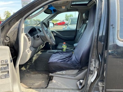 2005 Nissan Frontier LE