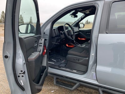 2024 Nissan Frontier PRO-4X Nismo Package