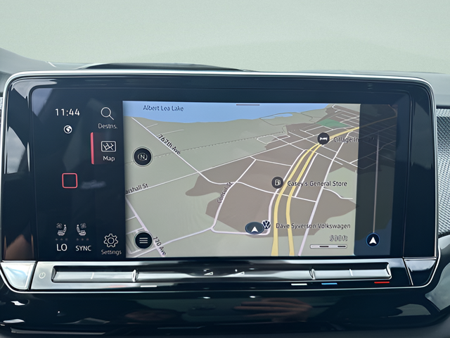 2025 Volkswagen Atlas Cross Sport 2.0T SEL Premium R-Line