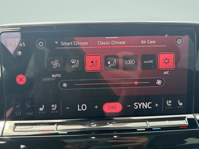 2025 Volkswagen Atlas Cross Sport 2.0T SEL Premium R-Line