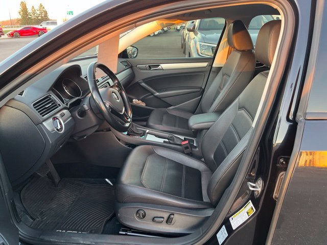 2019 Volkswagen Passat 2.0T Wolfsburg