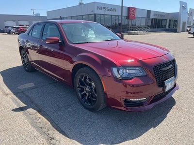 2023 Chrysler 300 Touring L