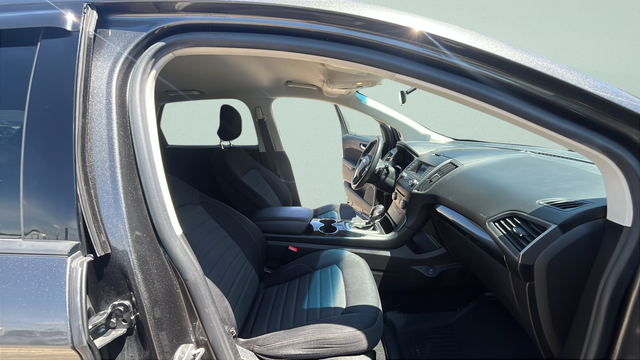 2015 Ford Edge SE