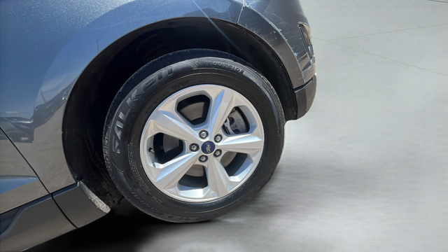 2015 Ford Edge SE