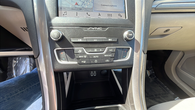 2019 Ford Fusion Hybrid SE
