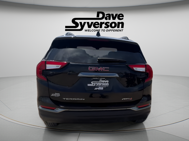 2024 GMC Terrain AT4