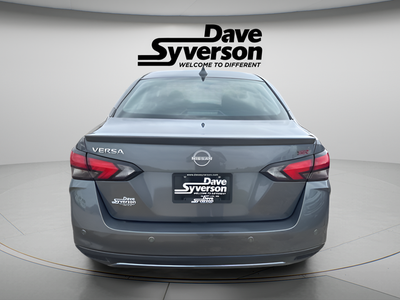 2025 Nissan Versa 1.6 SR