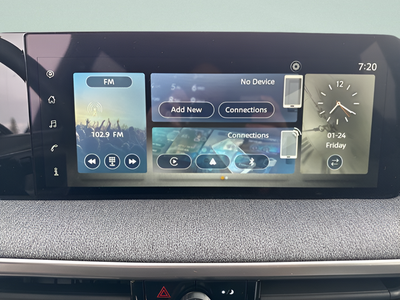 2025 Nissan Kicks SV