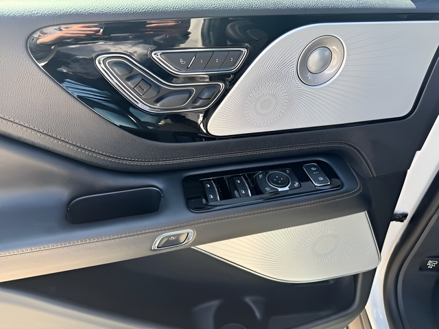 2025 Lincoln Aviator Black Label