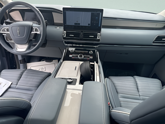 2024 Lincoln Navigator Black Label