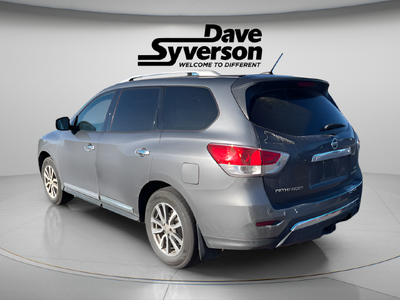 2015 Nissan Pathfinder SL