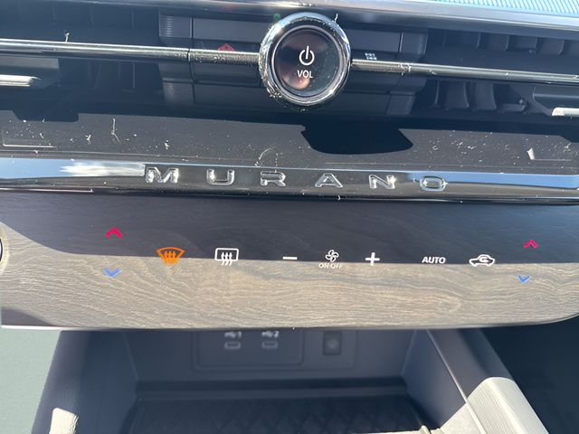 2025 Nissan Murano SL