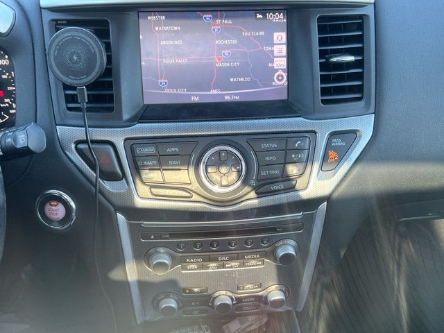 2018 Nissan Pathfinder SL