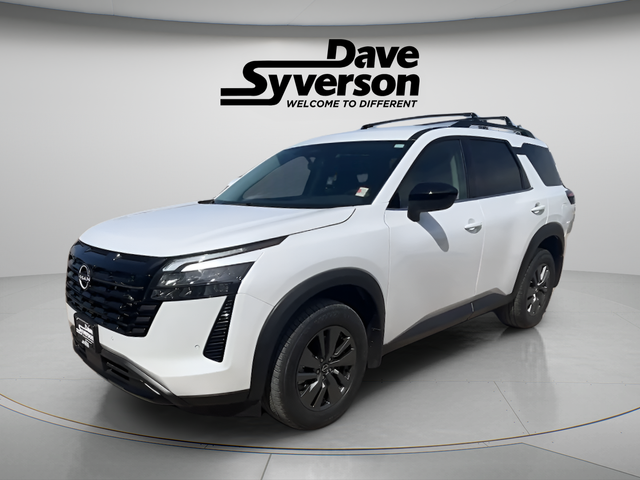 2026 Nissan Pathfinder SV 4WD's photo
