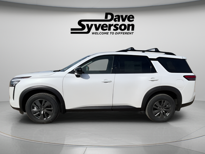 2026 Nissan Pathfinder SV