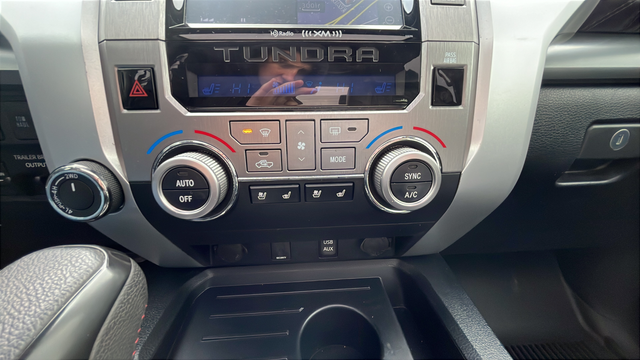 2019 Toyota Tundra Platinum 5.7L V8