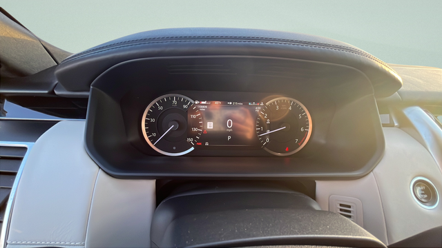 2023 Land Rover Discovery Metropolitan Edition